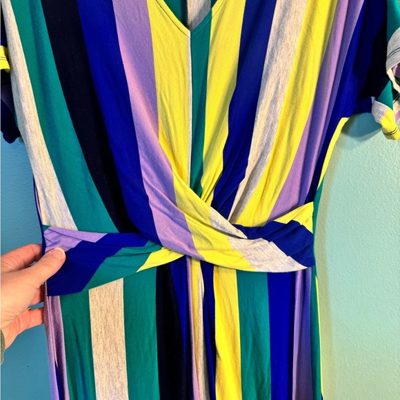 Apt. 9 striped dress, asymmetrical bottom, size medium. - Picture 4 of 5